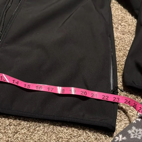 National Corvette Museum C7 Logo jacket (M) EUC! - Picture 6 of 13